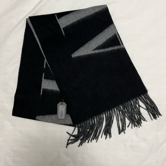NWT ALLSAINT Dual 100% Wool Scarf in Grey/Black - Picture 3 of 9